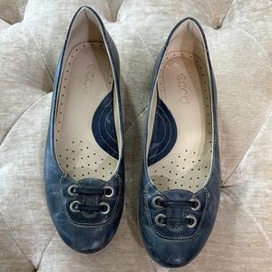 ECCO Women's Blue/grey Leather Flats
